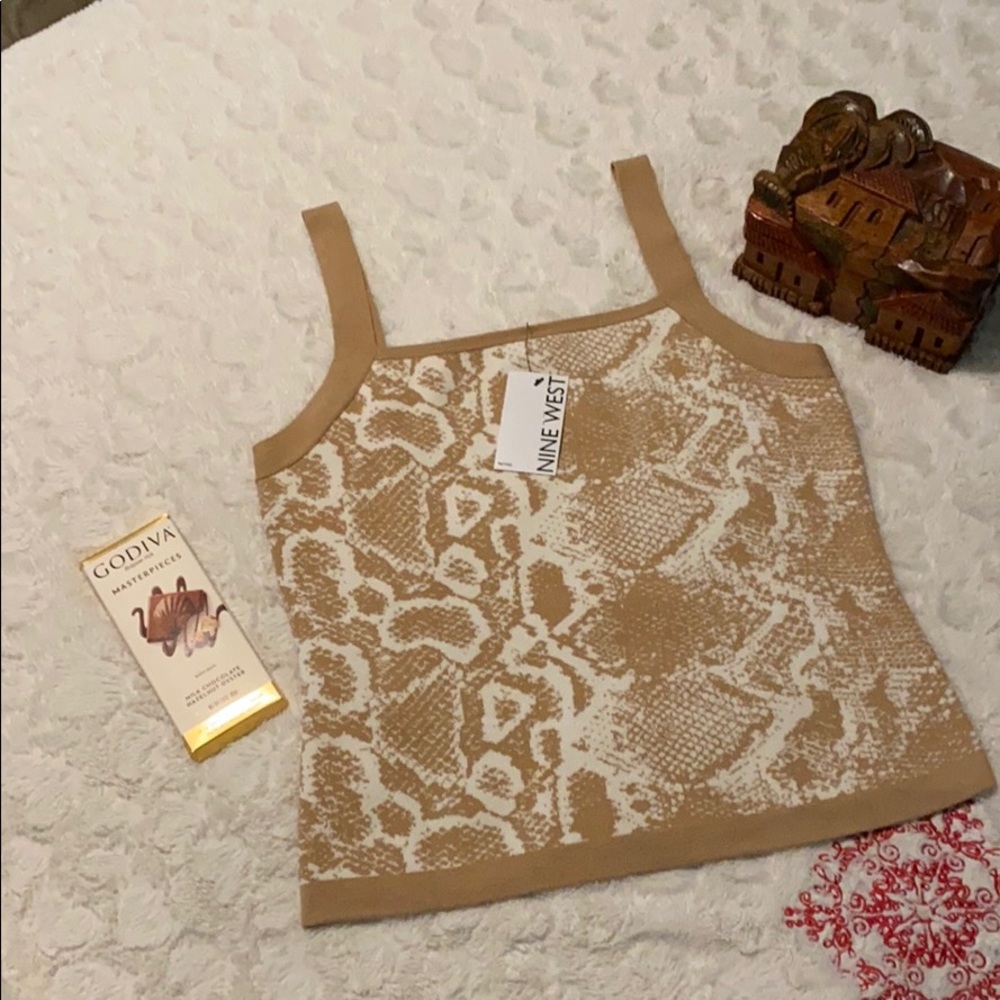 NINE WEST TAN PYTHON TOP